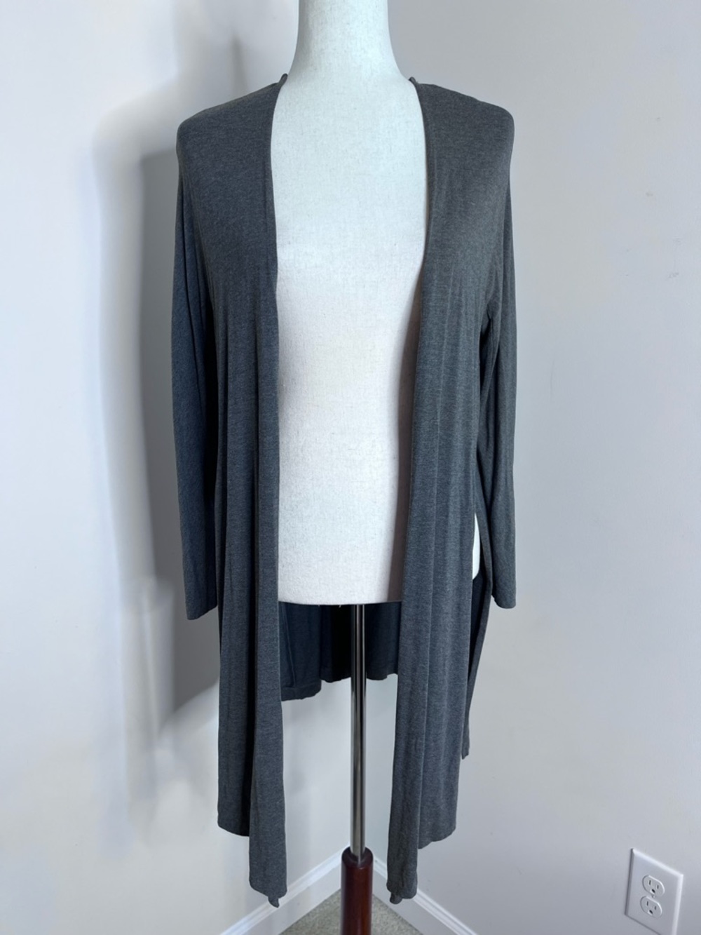 MM Lafleur Graham Womens Medium Gray Long Cardigan Kimono Side Slit Minimalist